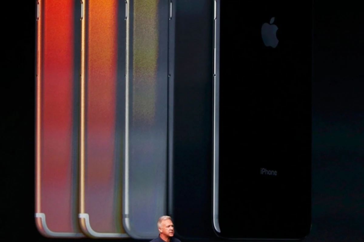Стали известны цены на iPhone 7 в Азербайджане (видео) Стали известны цены на iPhone 7 в Азербайджане (видео)