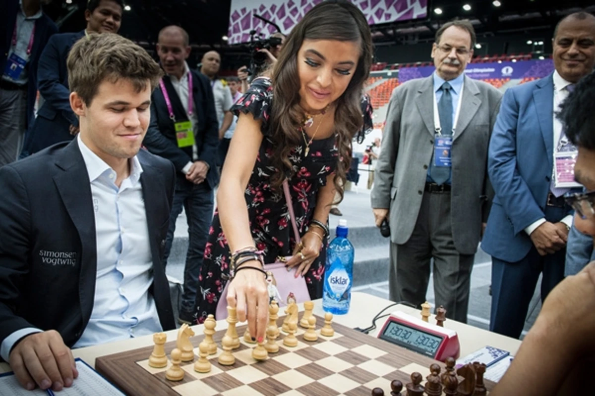 Leyla Əliyevadan ilk gediş - FOTO Leyla Əliyevadan ilk gediş - FOTO