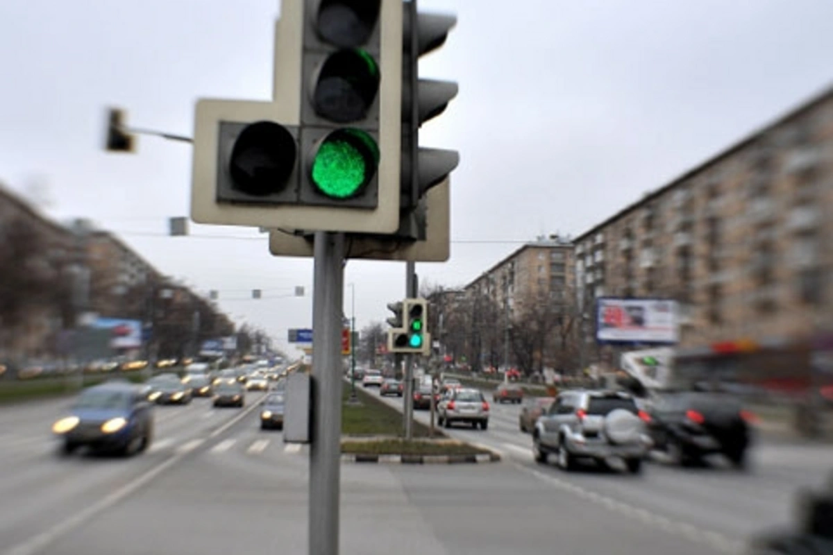 Завтра светофоры в Баку будут работать по новой системе