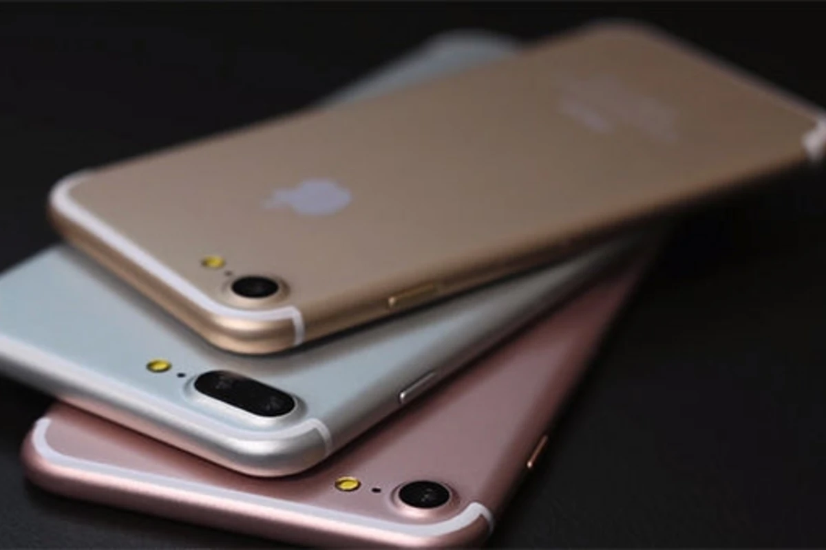 В iPhone 7 и 7 Plus обнаружена проблема (видео) В iPhone 7 и 7 Plus обнаружена проблема (видео)