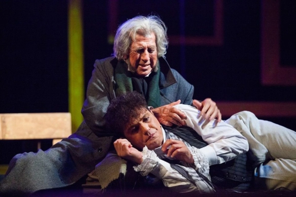 Akademik Milli Dram Teatrında “Müfəttiş” tamaşası nümayiş olunacaq (FOTO)
