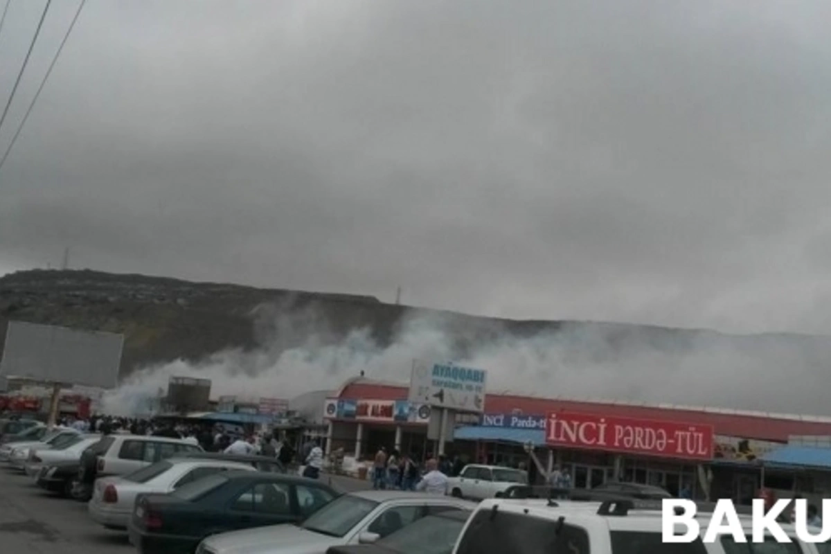 Распространились новые кадры с места пожара в ТЦ Садарак (видео)
