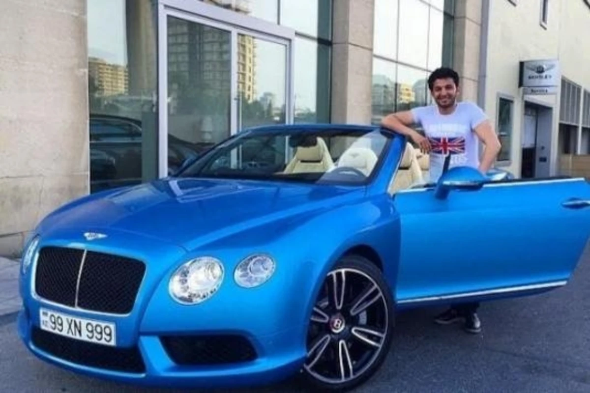 Qayda pozan müğənnilərin yeni siyahısı (FOTO) Qayda pozan müğənnilərin yeni siyahısı (FOTO)