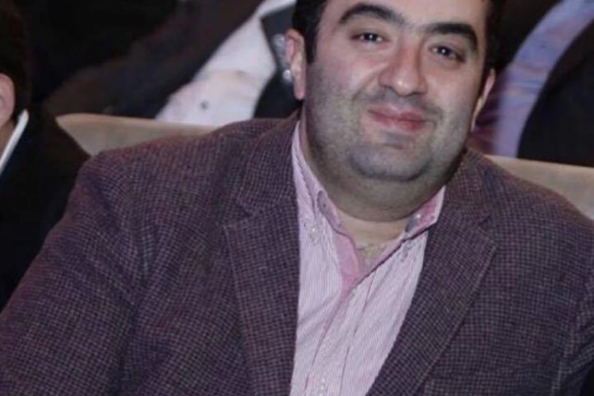 Azərbaycanlı aparıcı: “WhatsApp-da saxta profil açıb, adımdan hakimiyyət əleyhinə mesajlar yazırlar” Azərbaycanlı aparıcı: “WhatsApp-da saxta profil açıb, adımdan hakimiyyət əleyhinə mesajlar yazırlar”