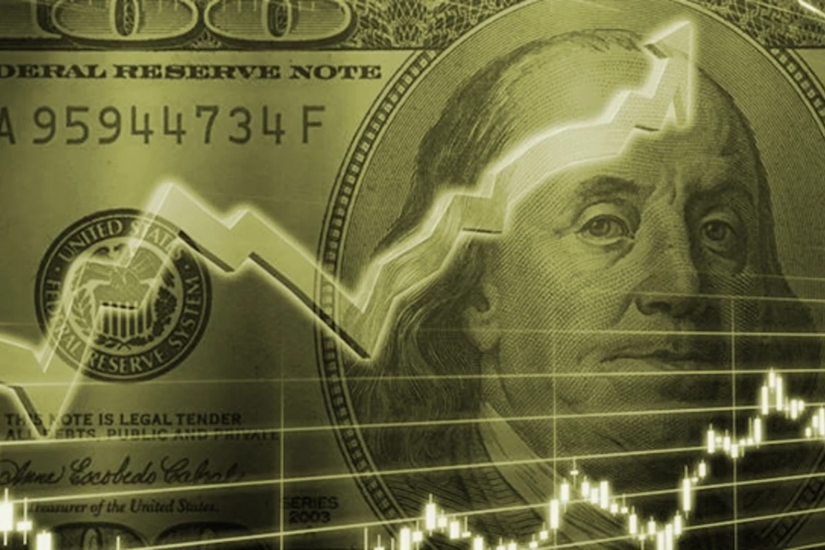 Dollardan 2 aylıq antirekord: sürətlə ucuzlaşır
