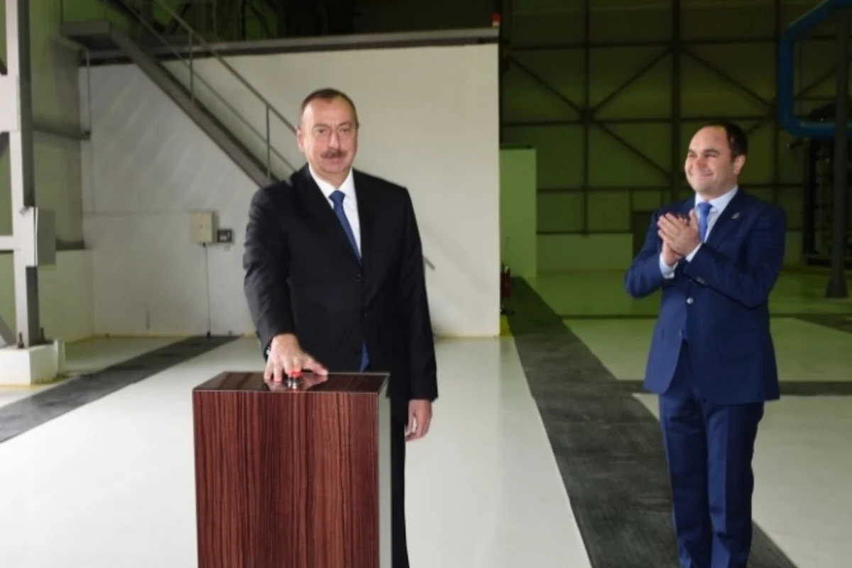İlham Əliyev oksigen zavodunun açılışında (FOTO)