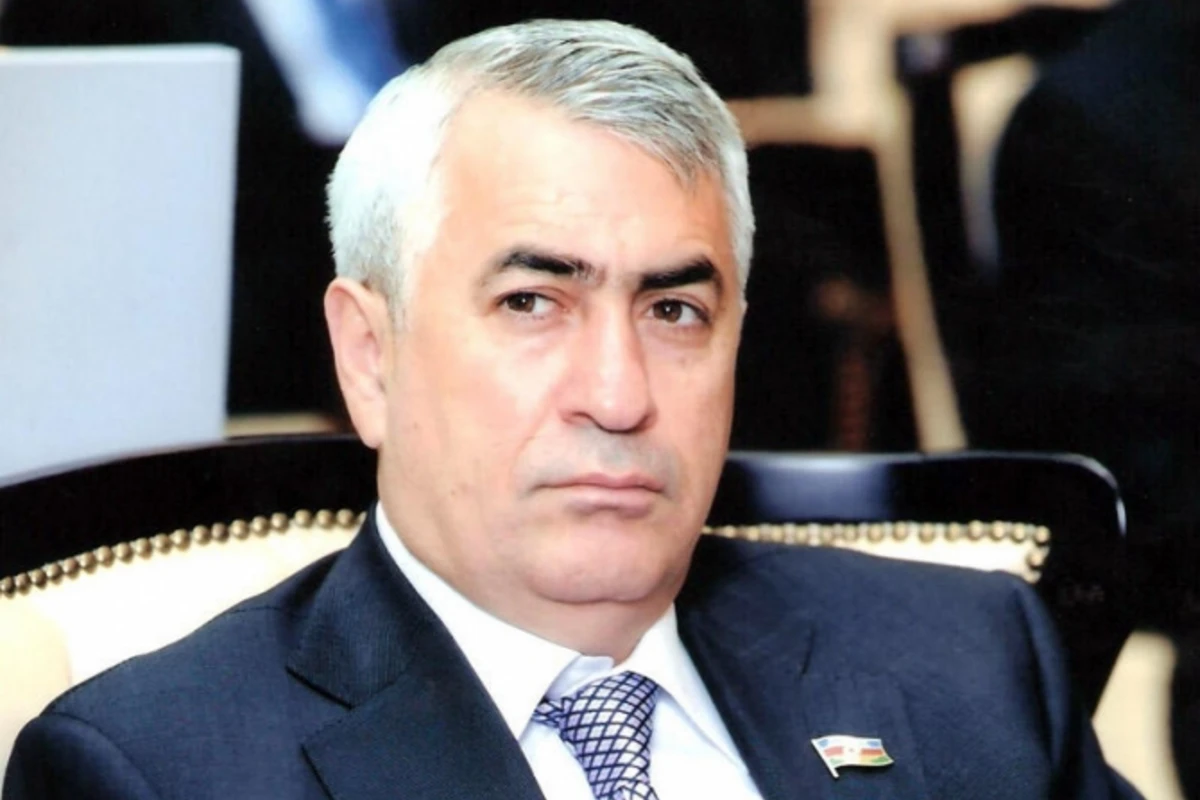 Cavid Qurbanov: Otaqdan bozbaş iyi gəlirdi