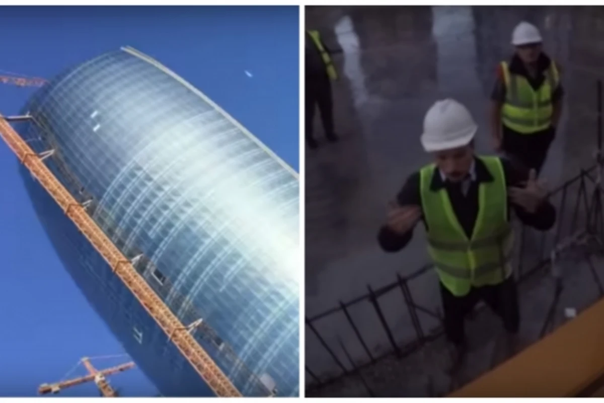 Молодой человек устроил опасное шоу в Баку на высоте 220 метров (видео) Молодой человек устроил опасное шоу в Баку на высоте 220 метров (видео)