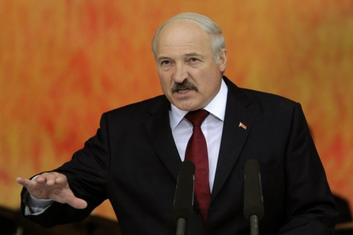 Лукашенко: Мой друг Ильхам Алиев установил высокую планку