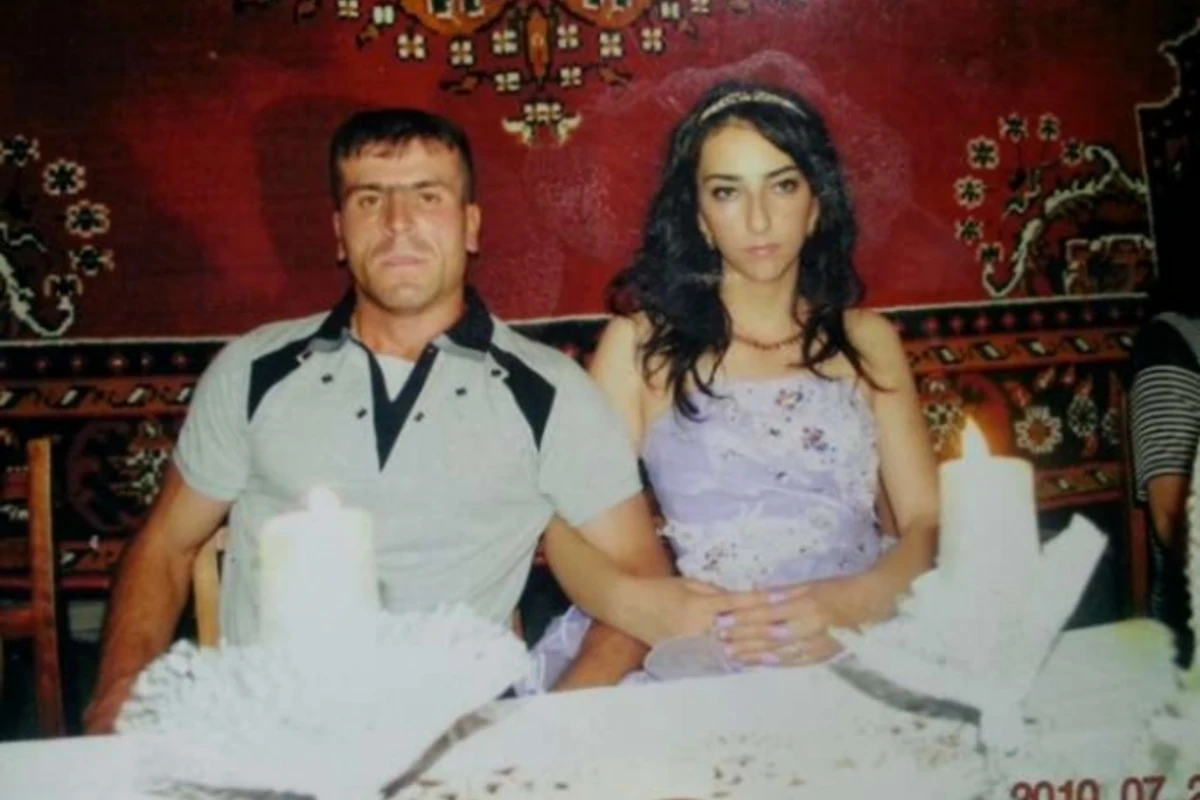 Qəbələdə 25 yaşlı gəlinin dəhşətli qətli - TƏFƏRRÜAT Qəbələdə 25 yaşlı gəlinin dəhşətli qətli - TƏFƏRRÜAT