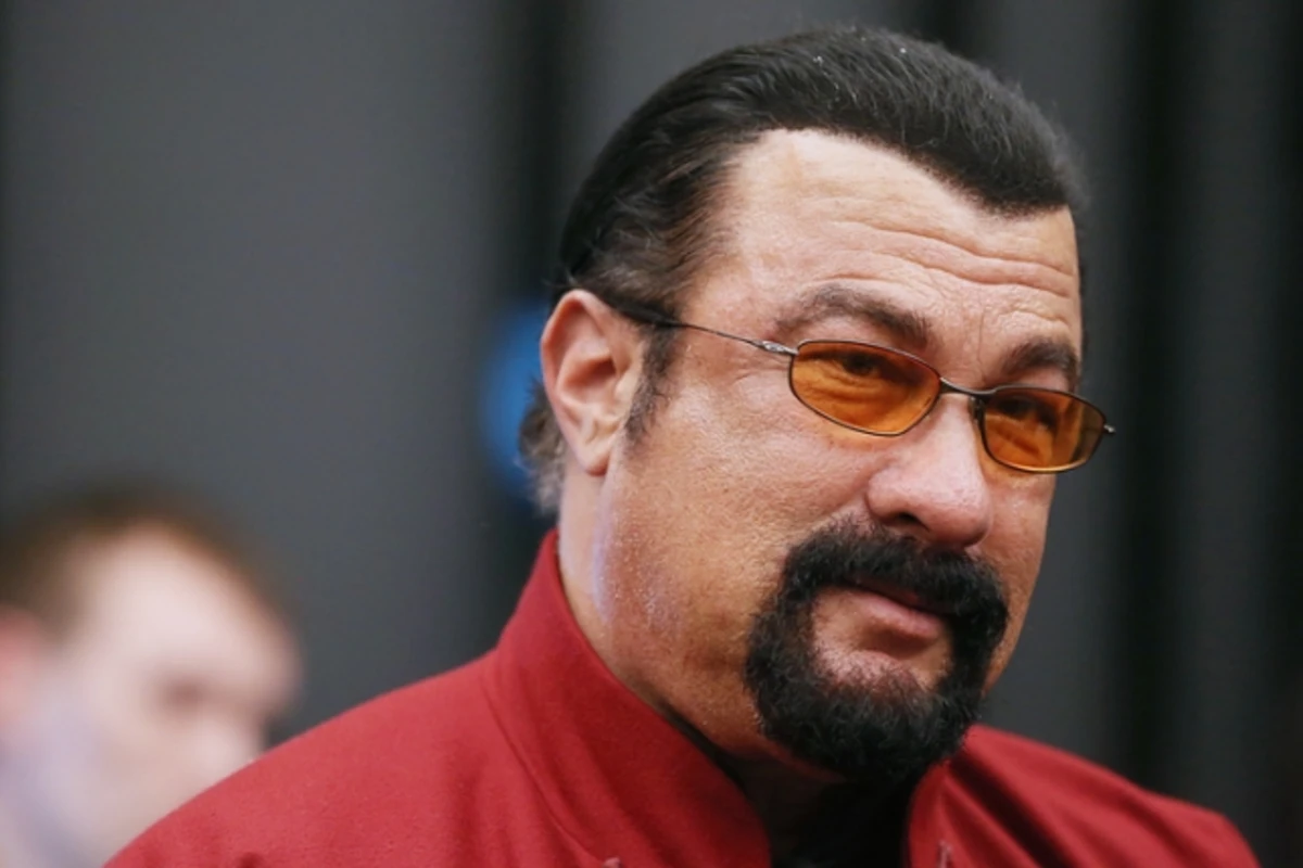 Стивен Сигал стал гражданином России