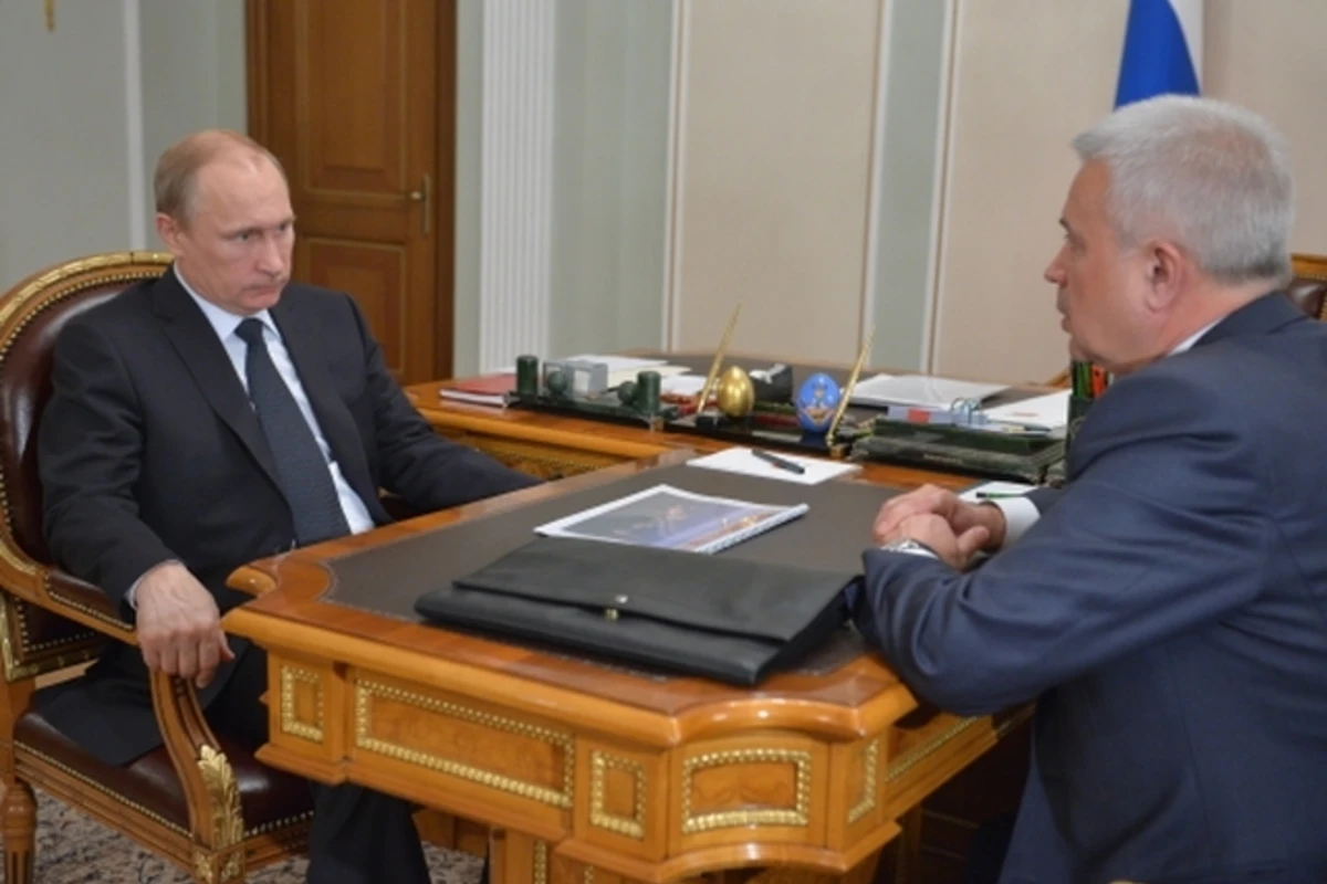 Вагит Алекперов обеднел на 30 млрд рублей после беседы с Путиным