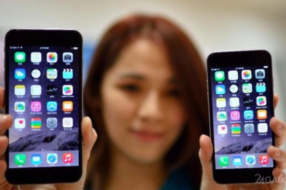 Девушка попросила своих поклонников подарить ей iPhone 7 и вот, что из этого вышло Девушка попросила своих поклонников подарить ей iPhone 7 и вот, что из этого вышло
