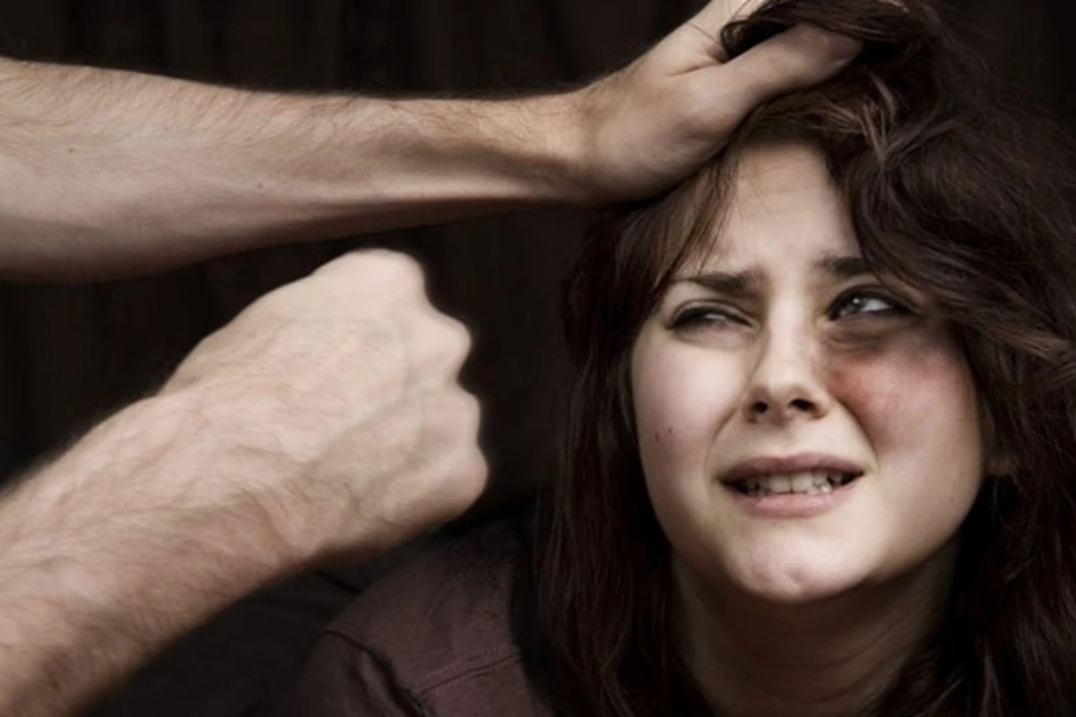 Radikal dindar arvadını beysbol dəyənəyi ilə döyərək öldürdü - Bakıdakı dəhşətli qətlin təfərrüatı Radikal dindar arvadını beysbol dəyənəyi ilə döyərək öldürdü - Bakıdakı dəhşətli qətlin təfərrüatı