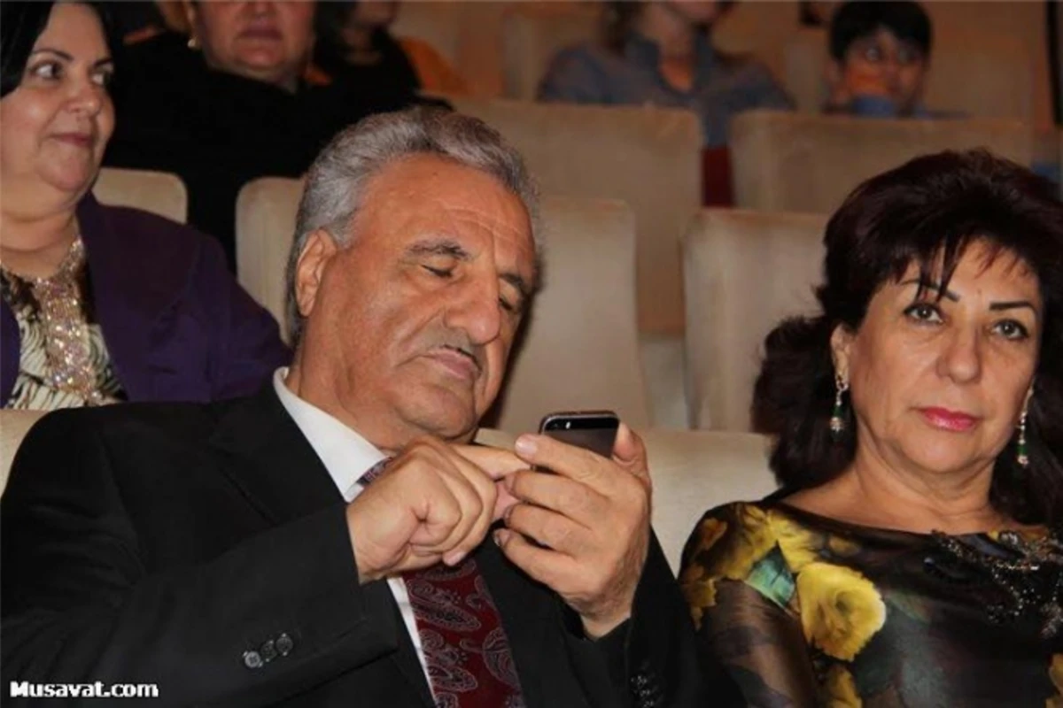 Tağı Əhmədov xanımı ilə konsertdə (FOTO)