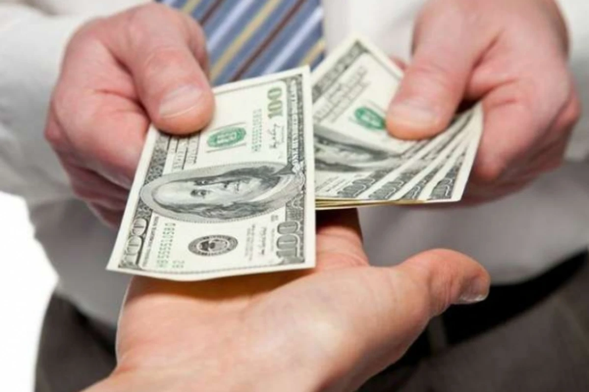 Dollardan növbəti kəskin bahalaşma Dollardan növbəti kəskin bahalaşma