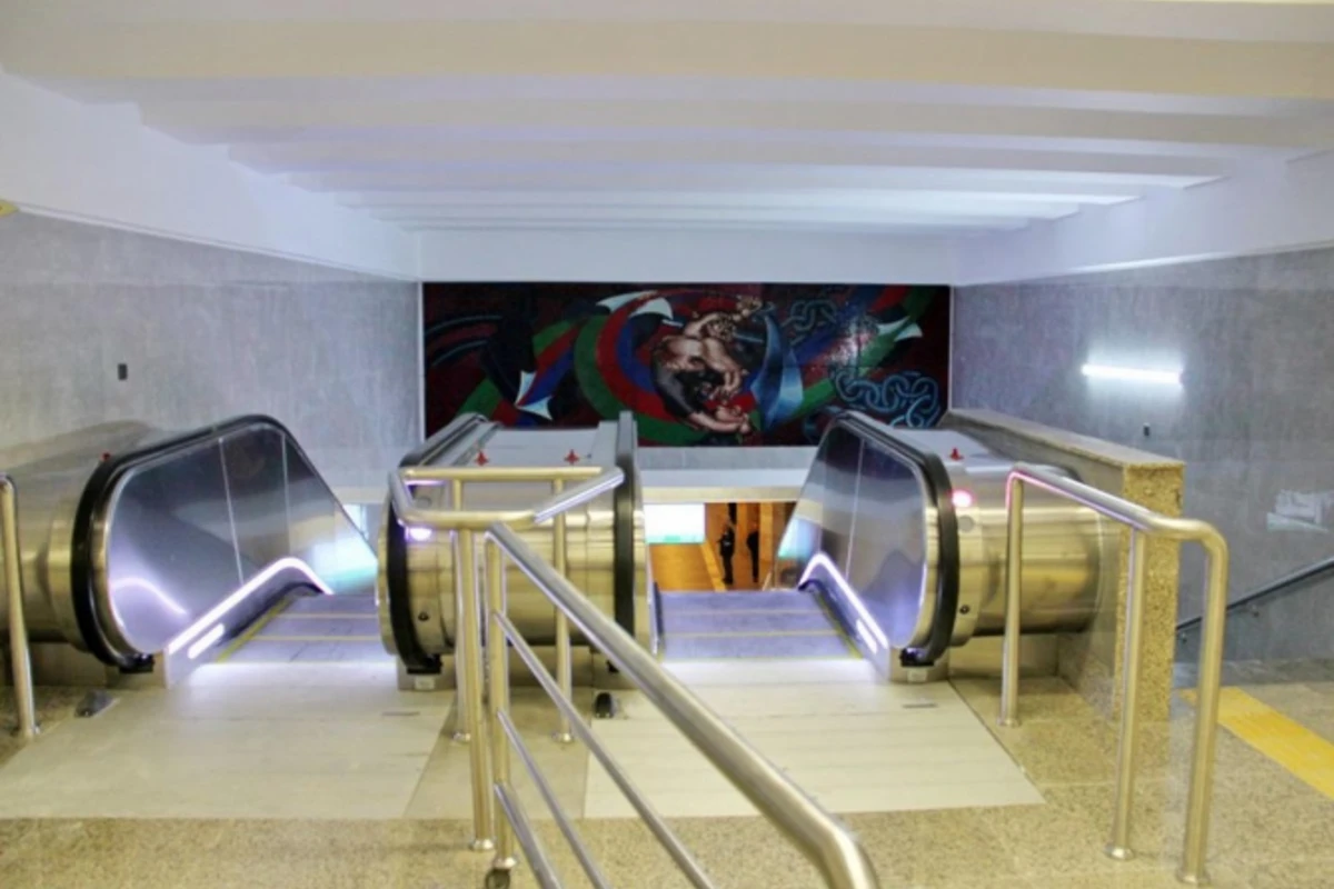 Metro sərnişinlərinə müjdə (FOTO) Metro sərnişinlərinə müjdə (FOTO)