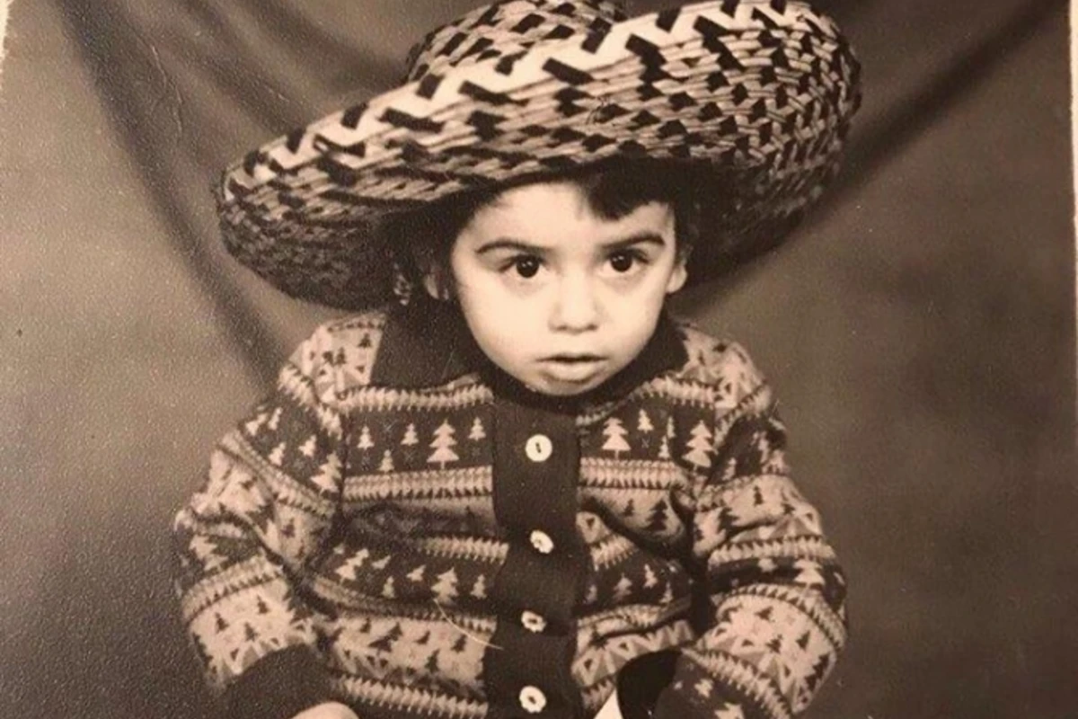 Tolik uşaqlıqda belə olub (FOTO) Tolik uşaqlıqda belə olub (FOTO)