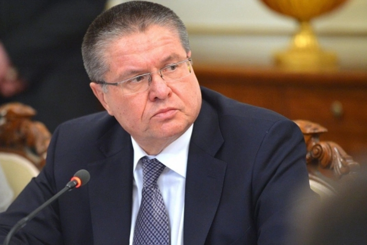 В России за взятку в $2 млн задержали министра (видео)