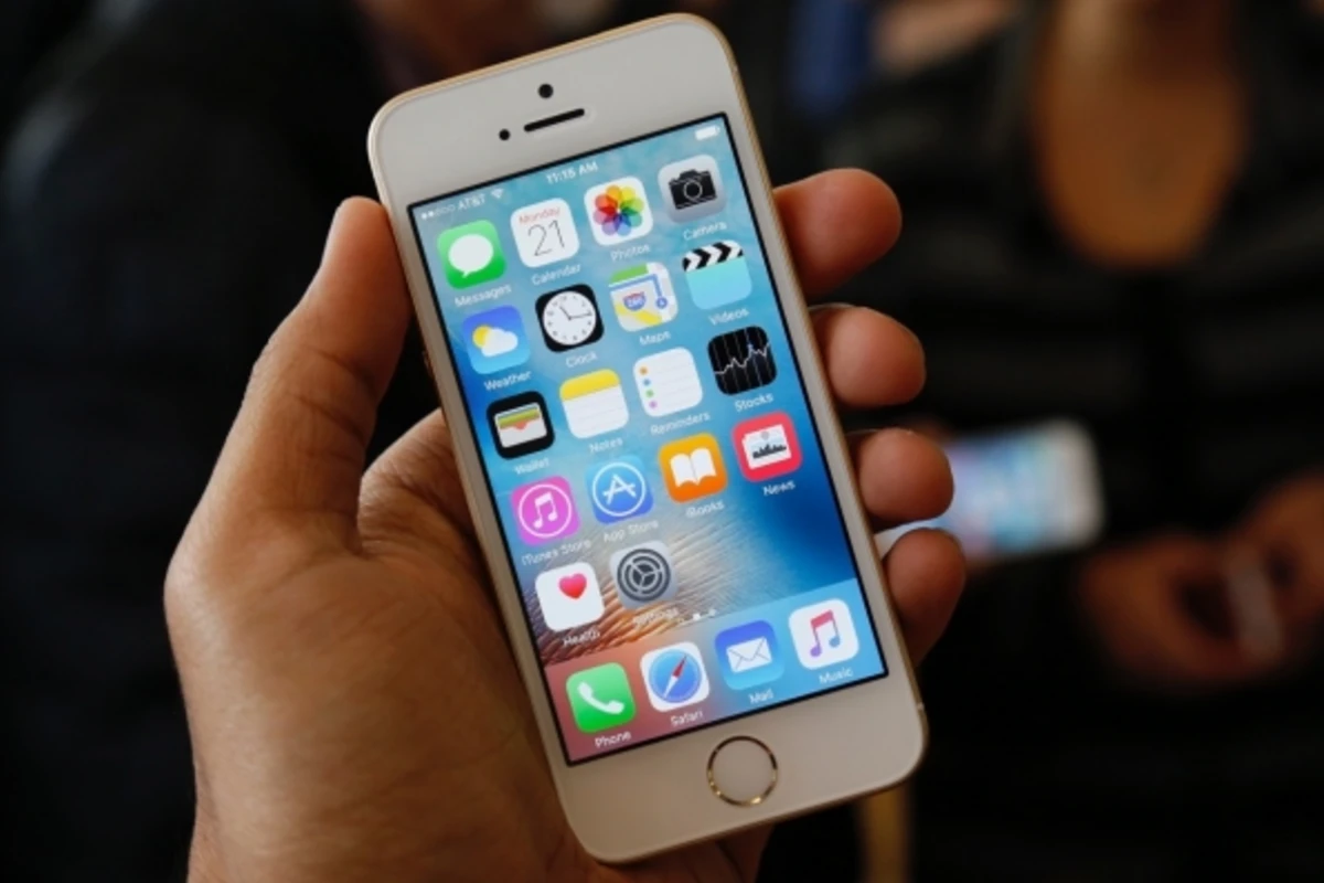 В Сети появилось опасное видео, убивающее iPhone (видео)