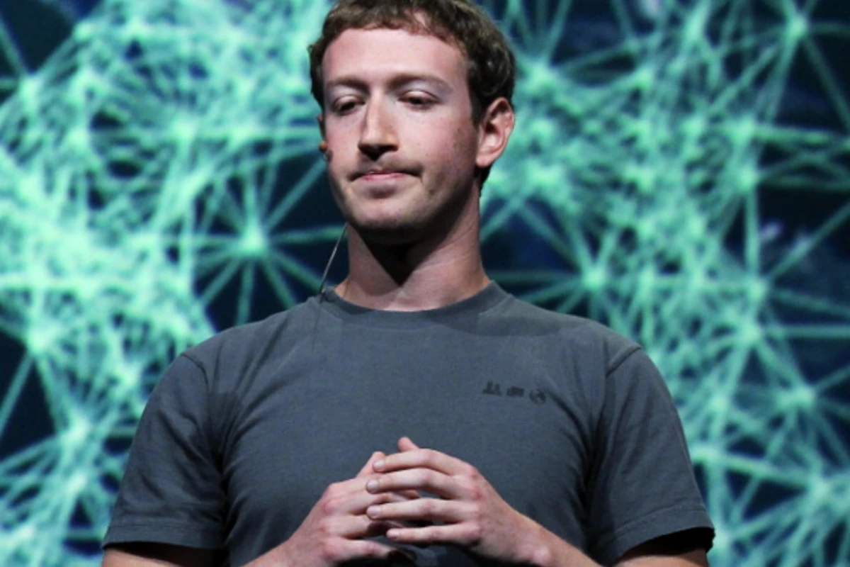 Facebook удалил публикации Цукерберга