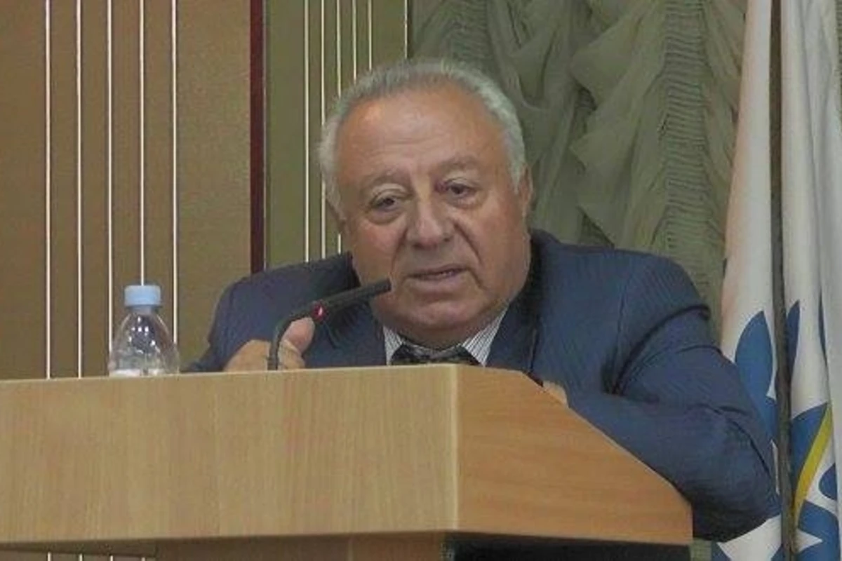 Депутат Гусейнбала Мираламов предложил азербайджанцам меньше есть (видео)