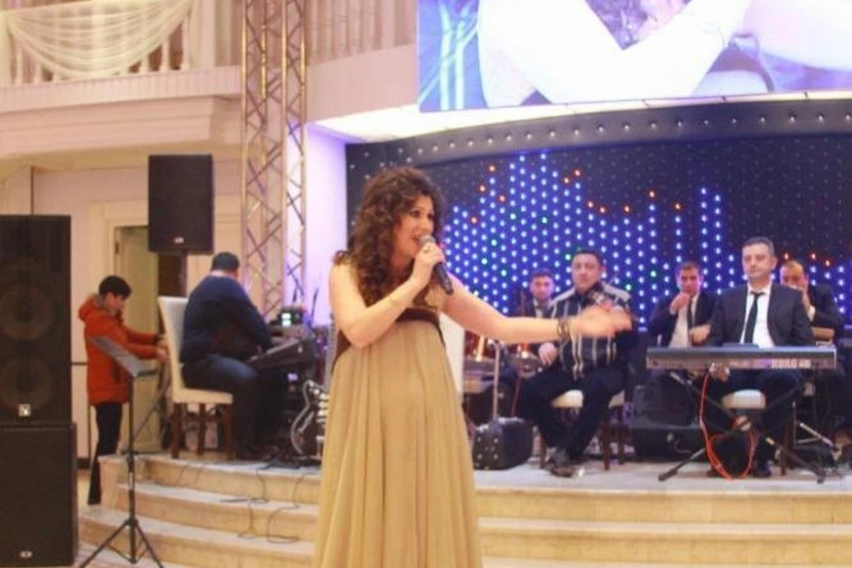 Gülyanaq Məmmədova yenə hamilədir – dördüncü dəfə ana olacaq (FOTO) Gülyanaq Məmmədova yenə hamilədir – dördüncü dəfə ana olacaq (FOTO)