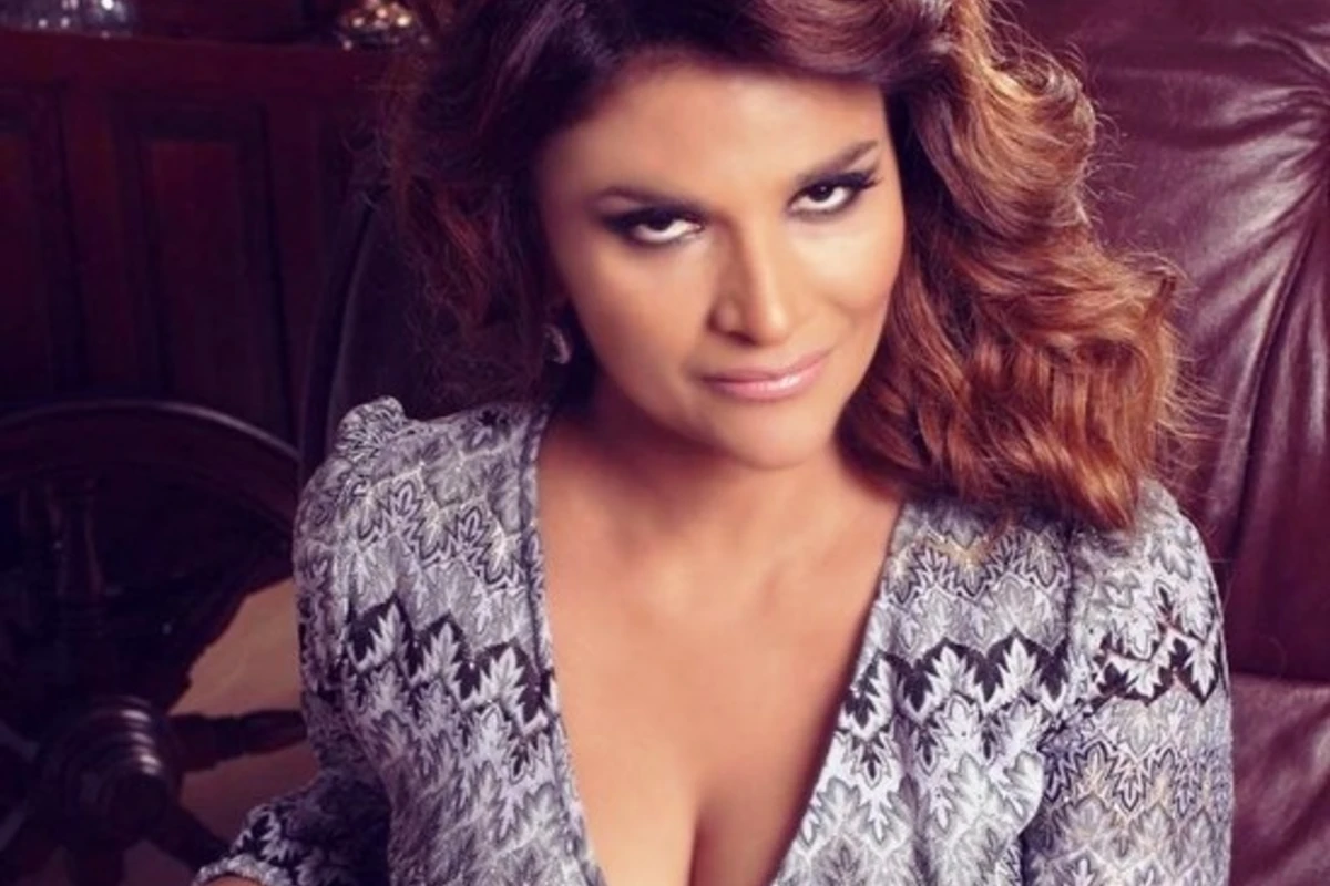 Xumar Qədimova: “Bədənimsən” (AUDİO) Xumar Qədimova: “Bədənimsən” (AUDİO)