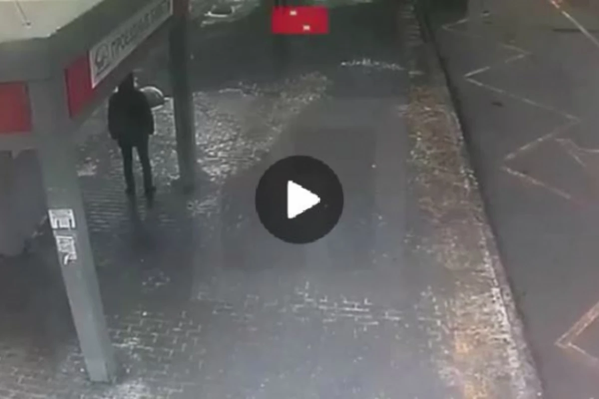 Moskvada metronun qarşısında partlayış: 4 nəfər yaralandı (VİDEO)