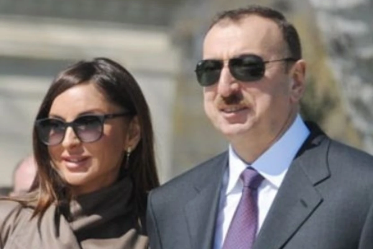 Алиевы на открытии театра