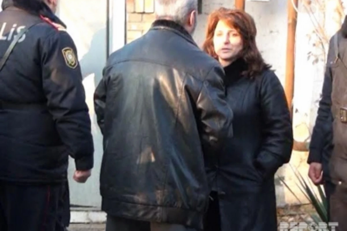 В Азербайджане на могиле убитого построили баню (фото)