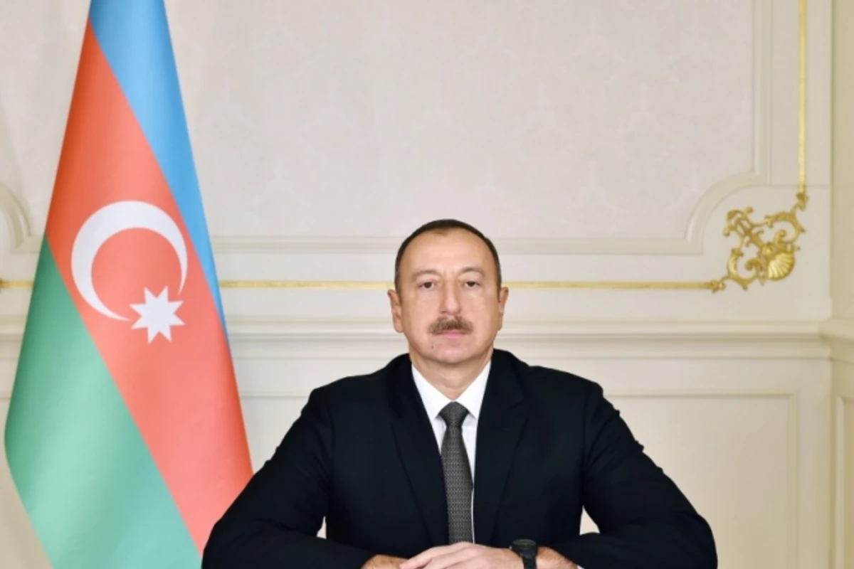 Prezident Bakıda tikiləcək hündürmərtəbəli binalardan danışdı Prezident Bakıda tikiləcək hündürmərtəbəli binalardan danışdı