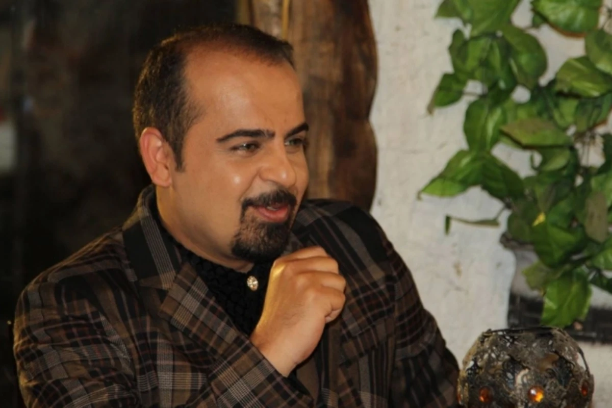 Nicat Kazımov: Arxamca hürən tulalardan, bezmişəm Nicat Kazımov: Arxamca hürən tulalardan, bezmişəm