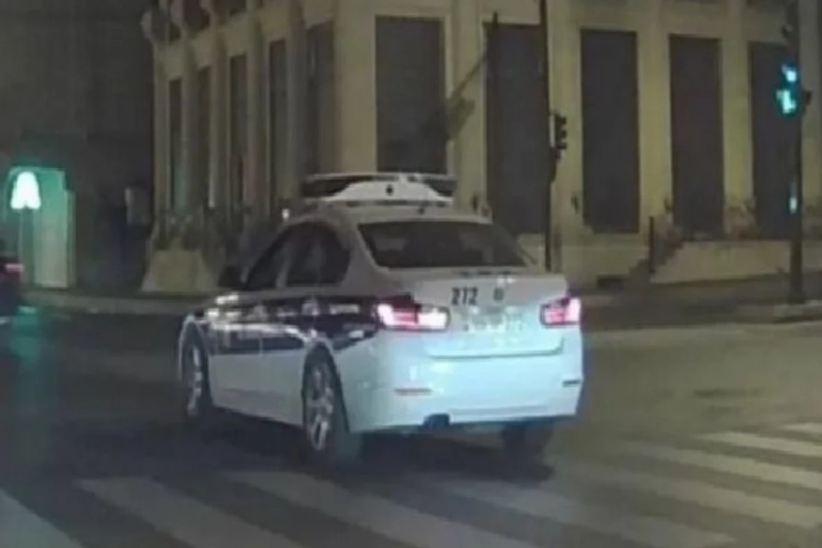 Sürücülərin qənimi məşhur DYP polisi Beko Rəşad işdən qovuldu (VİDEO) Sürücülərin qənimi məşhur DYP polisi Beko Rəşad işdən qovuldu (VİDEO)