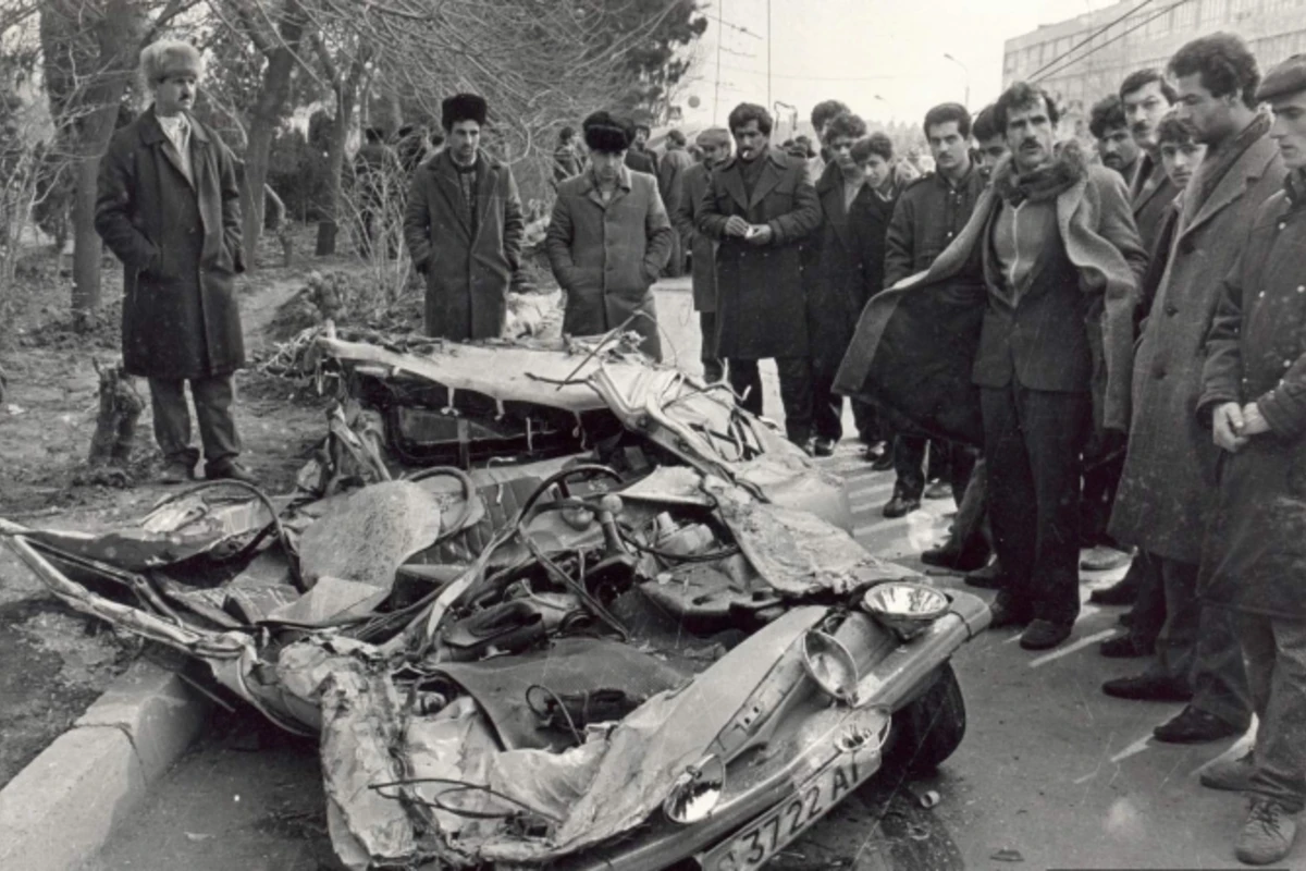 Tank idarə etdiyim “Jiquli”nin üstündən keçdi - Tanınmış vəkilin 20 Yanvar XATİRƏSİ