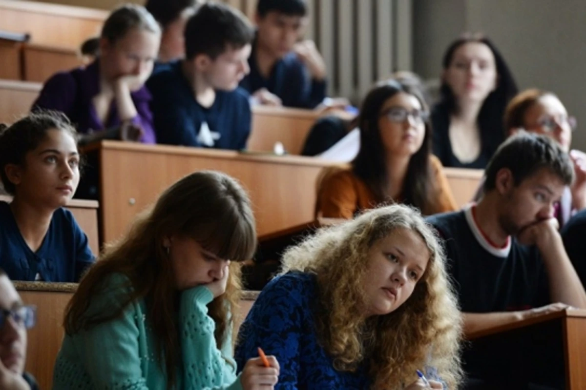 Сколько будут платить за свое обучение бывшие студенты Университета Кавказ и «Təfəkkür»?
