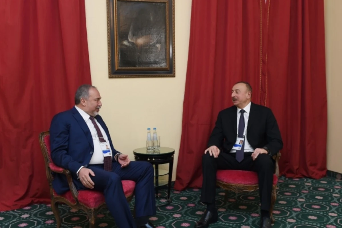 Azərbaycan Prezidenti Münxendə İsrailin müdafiə naziri ilə görüşüb Azərbaycan Prezidenti Münxendə İsrailin müdafiə naziri ilə görüşüb