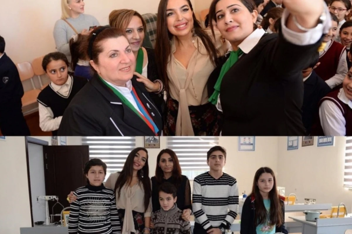 Leyla Əliyeva müəllimlərlə selfi çəkdirdi (FOTO) Leyla Əliyeva müəllimlərlə selfi çəkdirdi (FOTO)