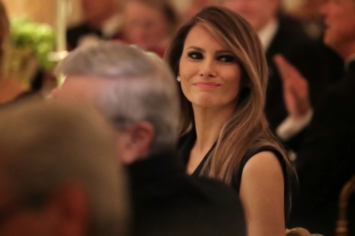 Меланья Трамп пришла в костюме за $10 тысяч на выступление мужа (фото)