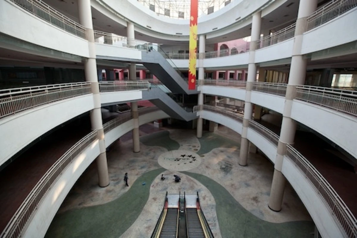В Азербайджане открывается новый Mall, начат набор работников