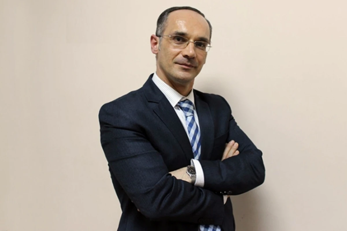 Fəxri Ağayev: İşləmək istəyənlər üçün, bu gün də Azərbaycanda iş var