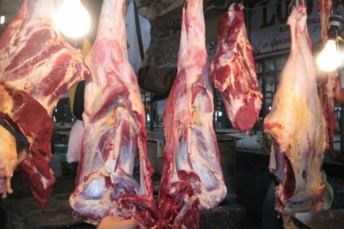 Azərbaycandan Rusiyaya ixrac edilmiş 3,8 ton ət geri qaytarılacaq Azərbaycandan Rusiyaya ixrac edilmiş 3,8 ton ət geri qaytarılacaq