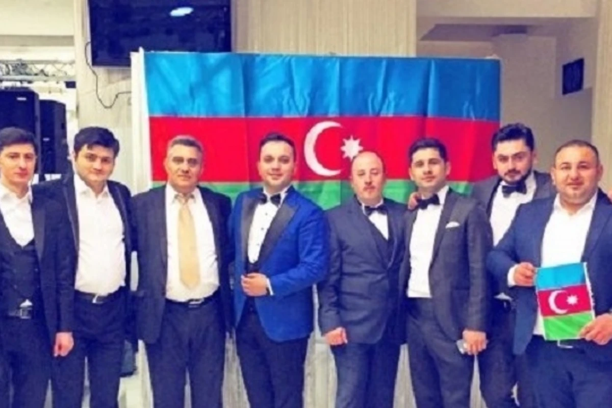 Parisdə Novruz gəlir, yaz gəlir adlı bayram konserti təşkil olunub (FOTO, VİDEO) Parisdə Novruz gəlir, yaz gəlir adlı bayram konserti təşkil olunub (FOTO, VİDEO)