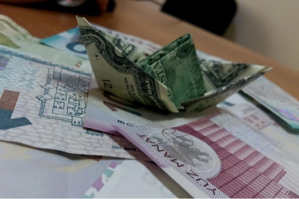Azərbaycanda dollar RİSKİ: Moody’s hesabat hazırladı