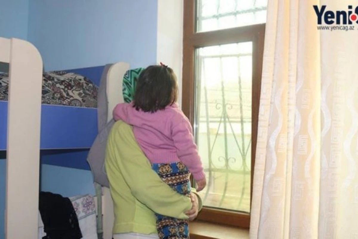 Ərim mənimlə söhbət edəndə deyirdi:  “Mənim anamın aşnası var”