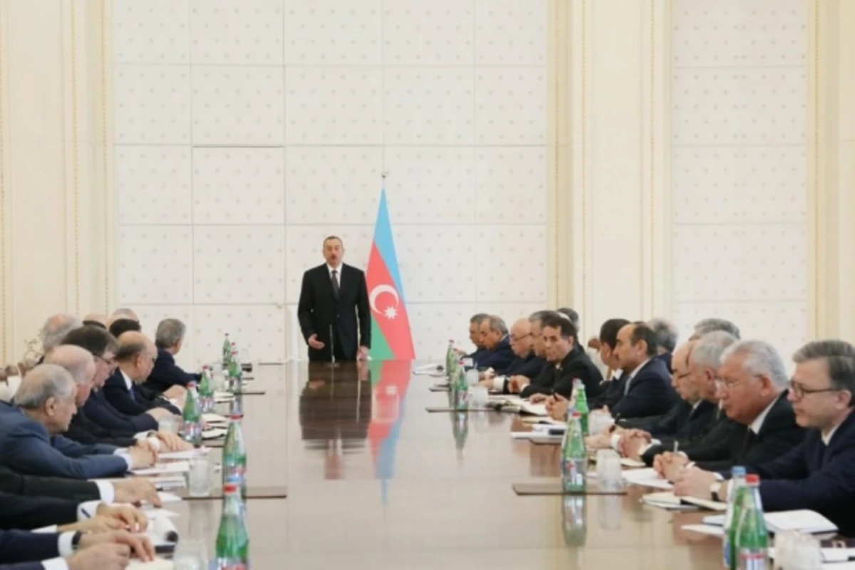İlham Əliyev: Yeni tikilən binaların birinci mərtəbəsində uşaq bağçası olacaq İlham Əliyev: Yeni tikilən binaların birinci mərtəbəsində uşaq bağçası olacaq
