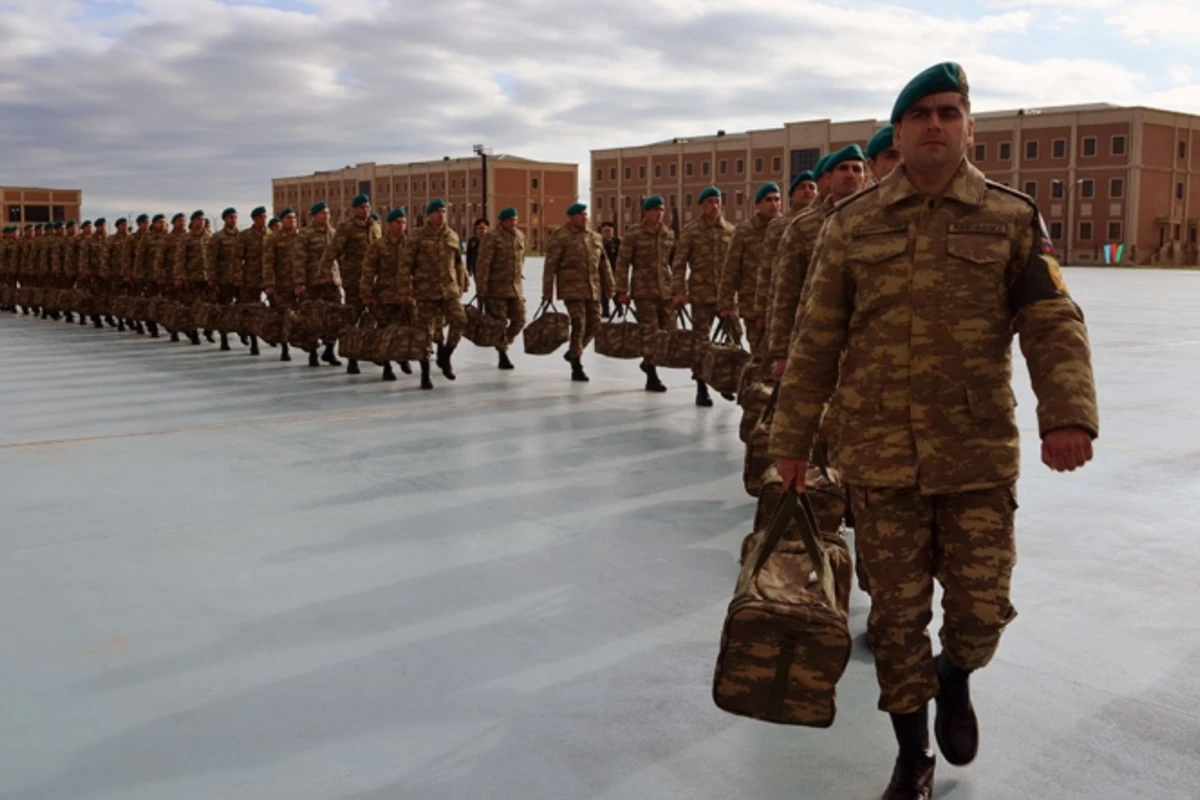 Более 50 военнослужащих из Азербайджана отправились в Афганистан (фото)