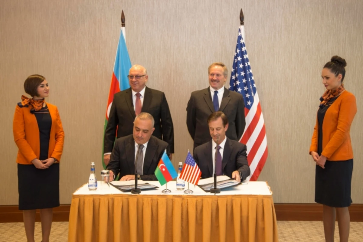 Азербайджан закупает 10 самолетов Boeing-737 MAX