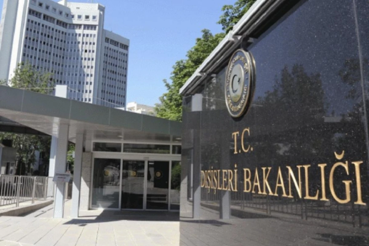 Türkiyə XİN: “ATƏT-in referendumla bağlı verdiyi rəyi qəbuledilməzdir” Türkiyə XİN: “ATƏT-in referendumla bağlı verdiyi rəyi qəbuledilməzdir”