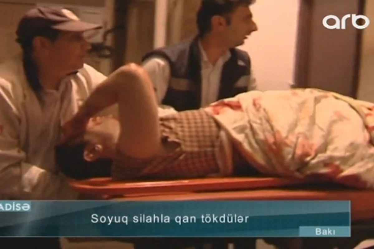 Bakıda kişini 3-cü arvadı bıçaqladı - VIDEO Bakıda kişini 3-cü arvadı bıçaqladı - VIDEO